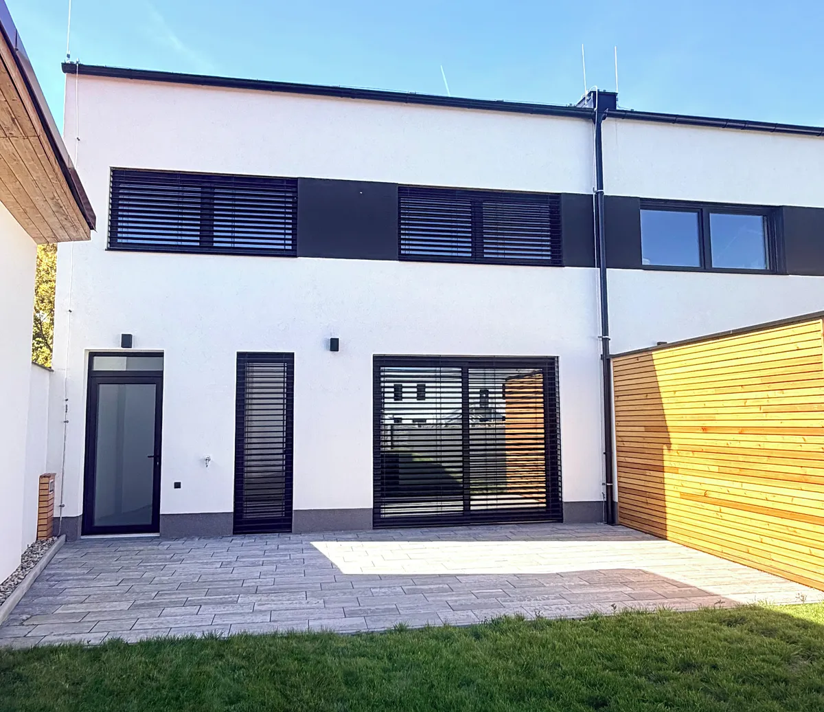 Pronájem rodinného domu 157 m², pozemek 360 m²